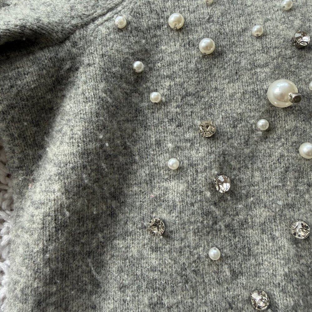 Kate Spade Embellished Sweater (Size L Great Condition) - Picture 13 of 16